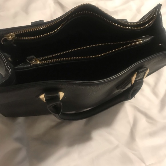 Purse - Picture 4 of 5